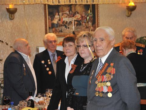 Медиков-фронтовиков поздравили с праздником Великой Победы