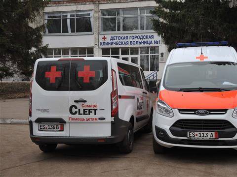 Немецкие благотворители подарили самарской городской детской больнице №1 новые машины