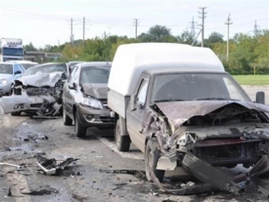 В Тольятти в ДТП попали сразу шесть автомобилей