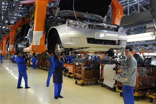 В течение июня 2011 г. АвтоВАЗ скорректирует цены на ряд комплектаций Lada Kalina, Lada Priora и Lada 4x4 с учетом недавно внедренных новых опций