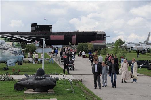 В субмарине, являющейся экспонатом технического музея ВАЗа, планируется открыть кинотеатр