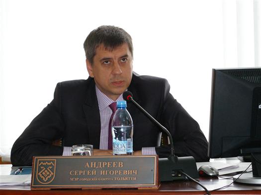 По словам Андреева, основной задачей мэрии в 2011 г. стало посткризисное восстановление