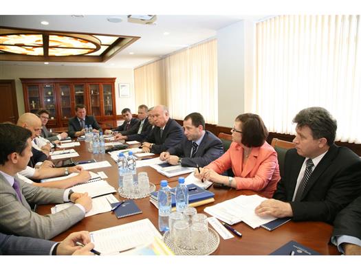Михаил Бабич и Николай Меркушкин приняли участие в совещании, посвященном развитию нефтехимии в регионе