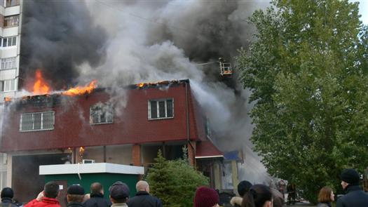 В Тольятти горел ресторан "Телега"