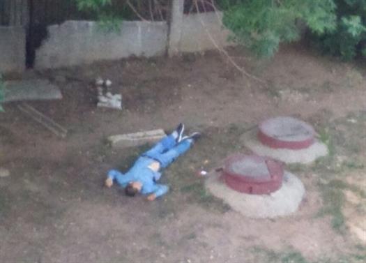 На территории школы в Тольятти найдено тело мужчины