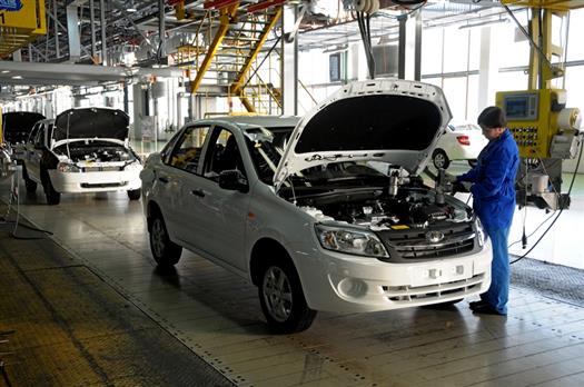 Вместе с Lada Granta АвтоВАЗ планирует выпустить в следующем году на тольяттинской площадке 710 тыс. автомобилей