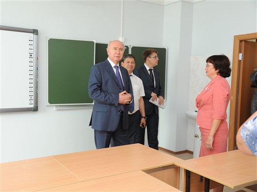 Николай Меркушкин раскритиковал качество работ в образовательном центре Камышлы