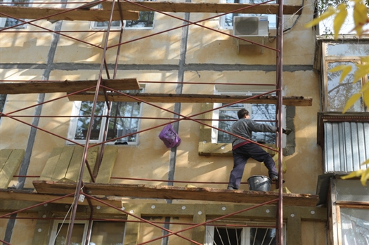 На проведение капитального ремонта многоквартирных жилых домов область предоставила 56,9 млн руб.