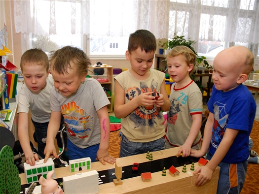 В большинстве районов и городов Самарской губернии проблема с очередностью в дошкольные учреждения сегодня почти решена во многом благодаря реализации профильных областных программ и финансированию из регионального бюджета