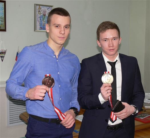 Два тольяттинца стали чемпионами мира по прыжкам на батуте в командном зачете