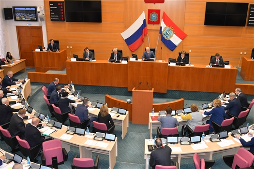 Депутаты приняли отчет о результатах деятельности правительства Самарской области в 2017 году