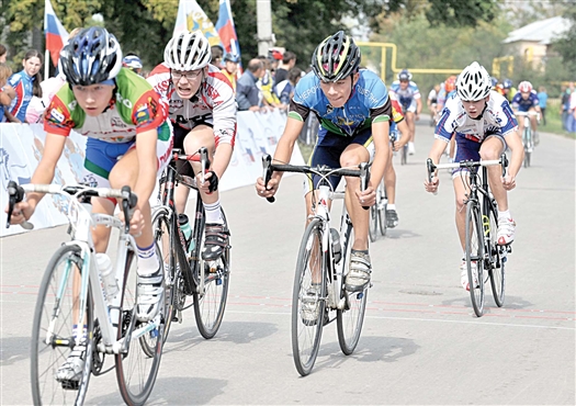 В прошедших в Самаре велогонках приняли участие около 400 юных спортсменов