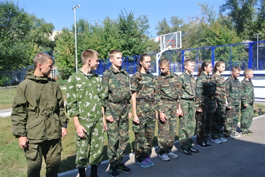 В "Зарнице Поволжья-2014" за победу поборются учащиеся кадетской школы №95