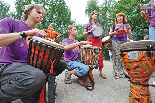 Международный фестиваль "Барабаны мира" пройдет на Федоровских лугах