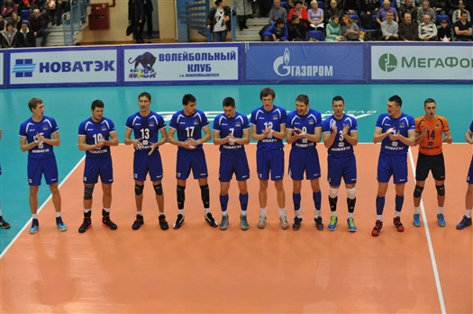 Волейбольная "Нова" одержала первую победу в чемпионате суперлиги