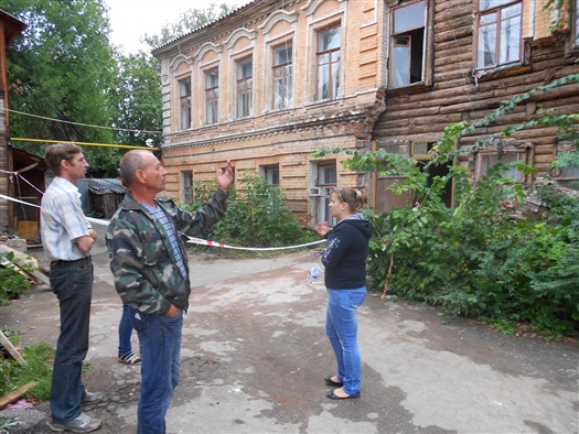 Жильцам разваливающегося дома на ул. Садовой предложили квартиры в поселках Винтай и Озерном