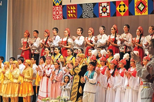 Финальным аккордом празднования 10-летия Дома дружбы народов Самарской области стал большой концерт в филармонии
