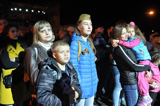 Более 60 тыс. самарцев приняли участие в народных гуляньях на День Победы