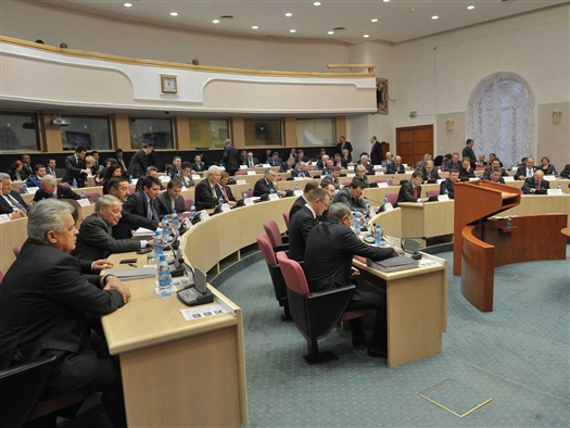 Во вторник, 27 ноября, на заседании Самарской губернской думы депутаты в двух чтениях приняли поправки 
в областной бюджет 2012 года