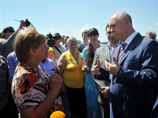 На встрече губернатора с жителями Борского района Николай Меркушкин дал оценку местной власти