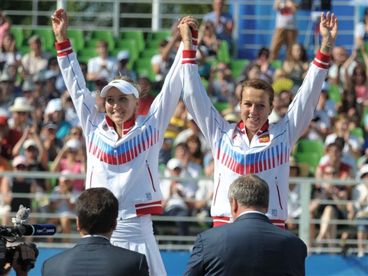 Пара Павлюченкова - Веснина выиграла теннисный финал Универсиады 