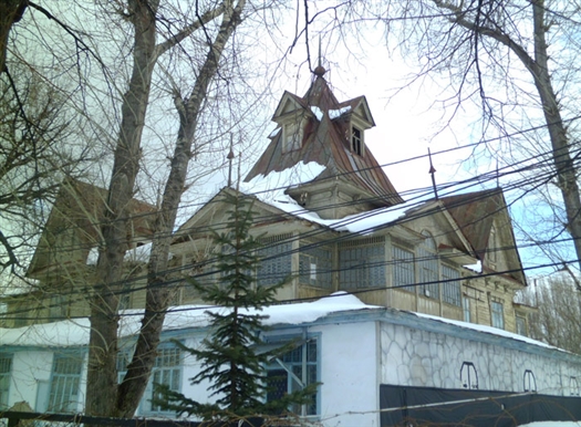 В Самаре сгорела дореволюционная дача купца Ясенкова на 9-й просеке