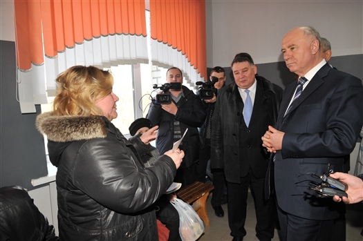 Жители Жигулевска пожаловались губернатору на поборы в медучреждениях