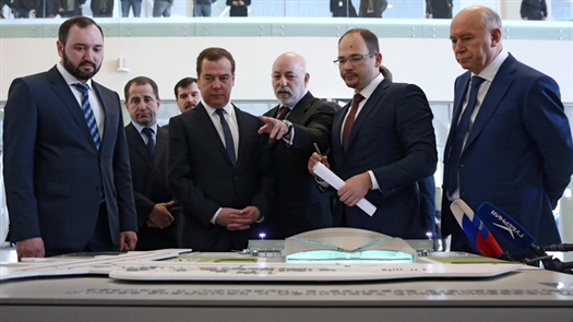В Самаре Дмитрия Медведева ознакомили с проектами аэропортов в ПФО
