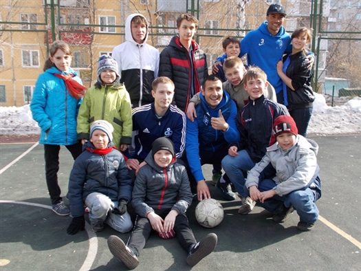 Жозе Надсон и Адис Яхович провели урок футбола в школе-интернате