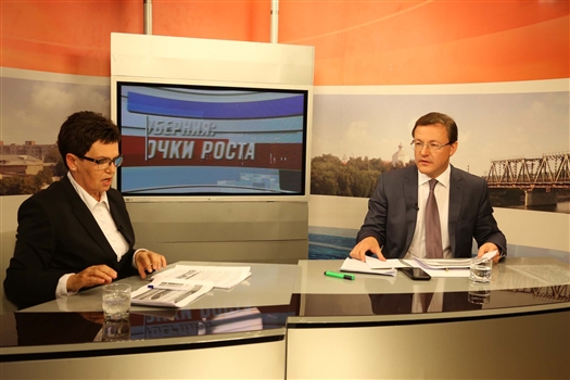 Дмитрий Азаров: "Мы обязаны стать регионом-лидером по внедрению современных технологий"