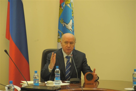 Губернатор Николай Меркушкин провел совещание с руководством крупнейших нефтеперерабатывающих заводов региона