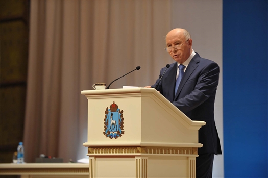 Глава региона: "К апрелю 2015 года Самарская область должна окончательно перейти на контрактную систему назначения глав администраций"