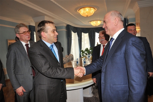  Николай Меркушкин провел рабочую встречу с чрезвычайным и полномочным послом Республики Словения в Российской Федерации Приможем Шелиго