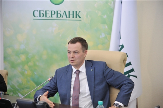 По словам Владимира Ситнова, роста показателей Сбербанку удалось добиться за счет вывода на рынок новых программ и услуг