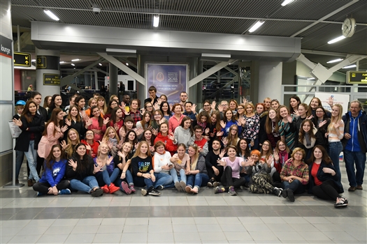 Самарские волонтеры отправились на Всемирный фестиваль молодежи и студентов в Сочи