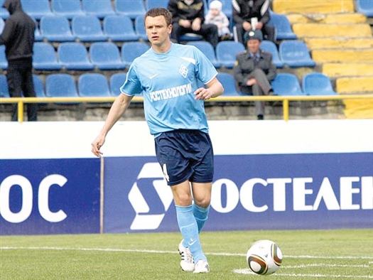 В товарищеском матче с "Ладой" Иван Таранов провел на поле два тайма, но сыграл на не совсем привычной для себя позиции - крайнего защитника