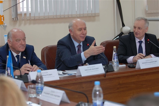 Губернатор: "Участие Самарского университета в программе "5-100" заставляет постоянно двигаться вперед"