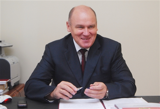 Прокурор региона Юрий Денисов заработал в прошлом году не только меньше супруги, но и одного из своих подчиненных