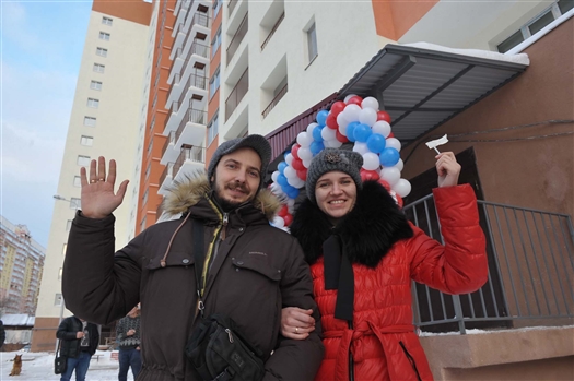 Две сотни обманутых дольщиков дома №10 по ул. Тухачевского в Самаре получили ключи от квартир