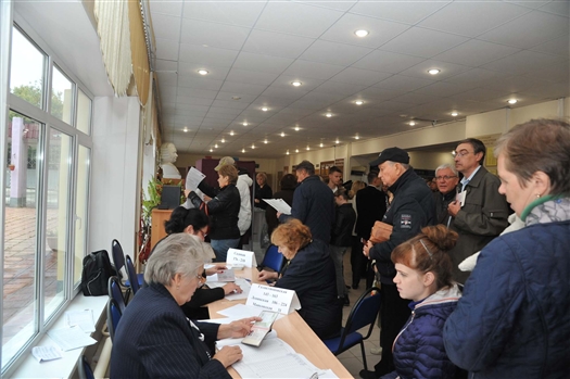 В Самарской области работает "горячая линия" по приему обращений от избирателей