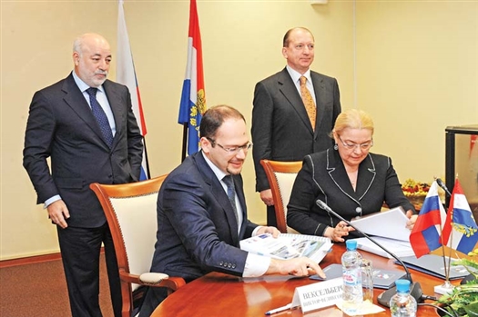 Владимир Артяков и Виктор Вексельберг приняли участие в подписании значимого инвестиционного соглашения для Самарской области
