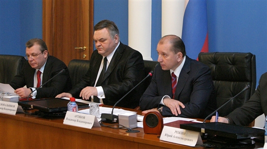 Владимир Артяков поручил рассмотреть возможность внести ряд изменений в областную целевую программу профилактики правонарушений