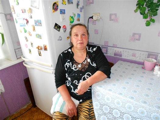 Мать бортпроводницы Елены Ерофеевой, погибшей в авиакатастрофе около Петрозаводска, получит 300 тыс. руб.