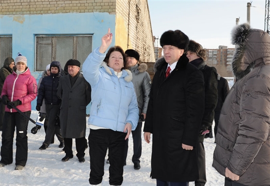 В ходе посещения "Восхода" губернатор отметил, что обновленный стадион в перспективе может стать базой для развития детско-юношеского спорта Самарской области