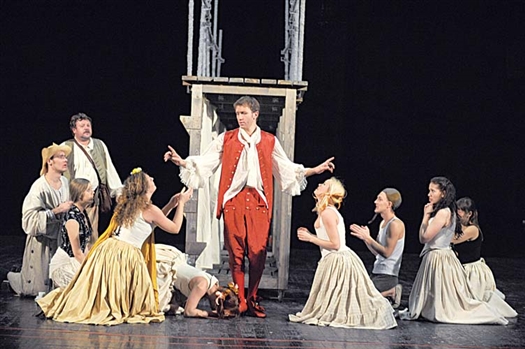 Спектакль «Дон Жуан» на самарской сцене - это классическая костюмная постановка