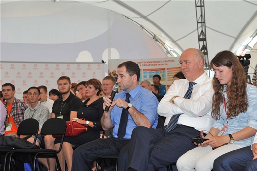 Михаил Бабич и Николай Меркушкин выступили экспертами на защите проектов участников форума "iВолга-2014"