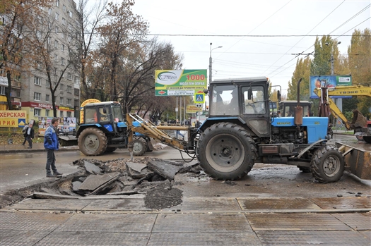 "Самараводоканал" обещает устранить последствия аварии на ул. Стара-Загора 
в течение суток