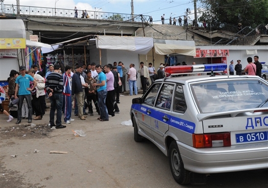 Следствие предполагает, что взрыв на Кировском рынке организовали два молодых человека