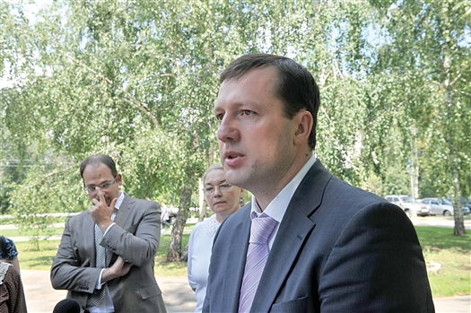 Николай Ульянов (справа) стал новым гендиректором аэропорта «Курумоч»