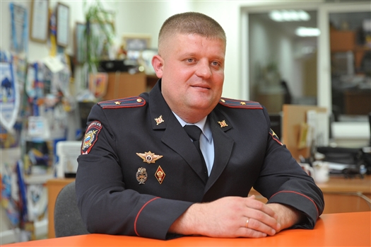 Полицейский из Нефтегорска лидирует во всероссийском конкурсе "Народный участковый" 